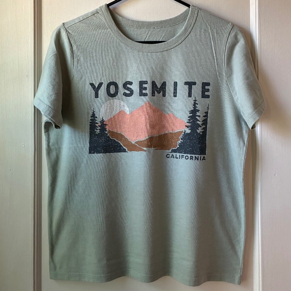 Zoe + Liv Yosemite Graphic Tee - Picture 1 of 4